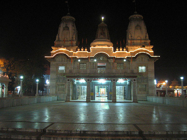 उत्तर प्रदेश के विश्व प्रसिद्ध मंदिर उत्तर प्रदेश के विश्व प्रसिद्ध मंदिर