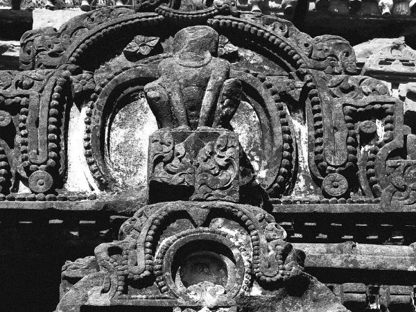 चलिए चलें, खंडहरों के नगर विदिशा की यात्रा पर! चलिए चलें, खंडहरों के नगर विदिशा की यात्रा पर!