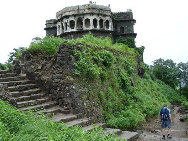 महाराष्ट्र में जटिल वास्तुकला का नमूना: दौलताबाद किला! महाराष्ट्र में जटिल वास्तुकला का नमूना: दौलताबाद किला!