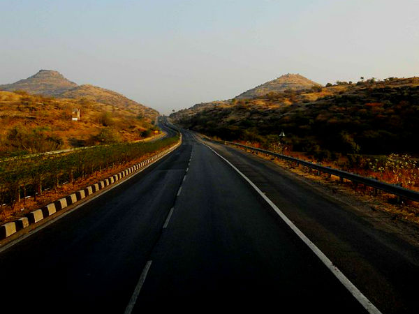 आगरा से मुंबई