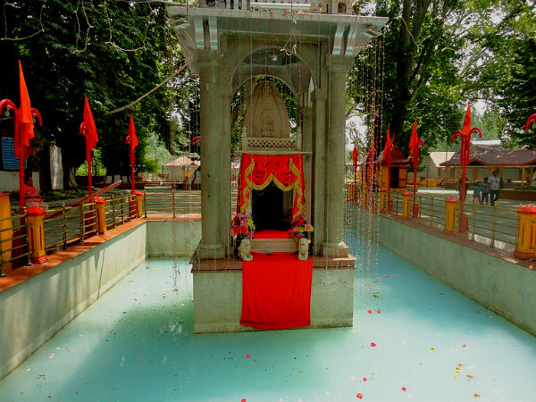 खीर भवानी मंदिर, कश्मीर