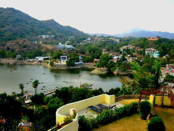 अधर देवी मंदिर , माउंट आबू