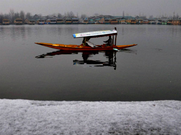 बर्फ ने बनाया कश्मीर को और खूबसूरत