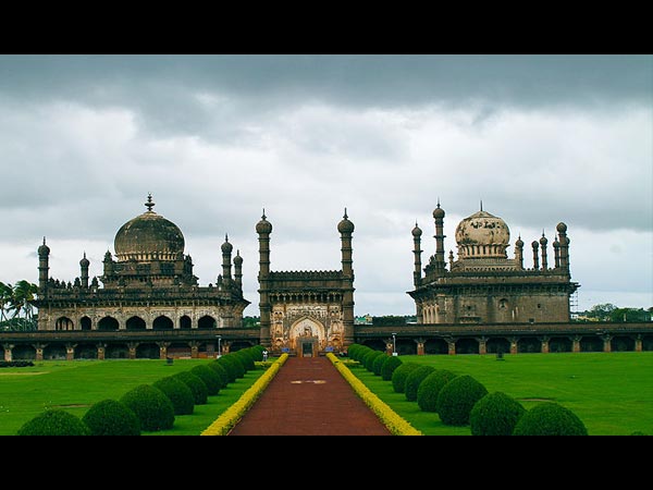 इब्राहिम का रौज़ा
