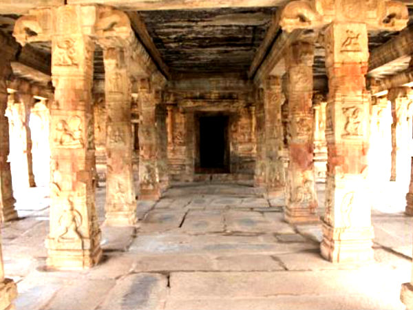 हम्पी श्री कृष्णा मन्दिर - दिनेशकांनम्बाडी