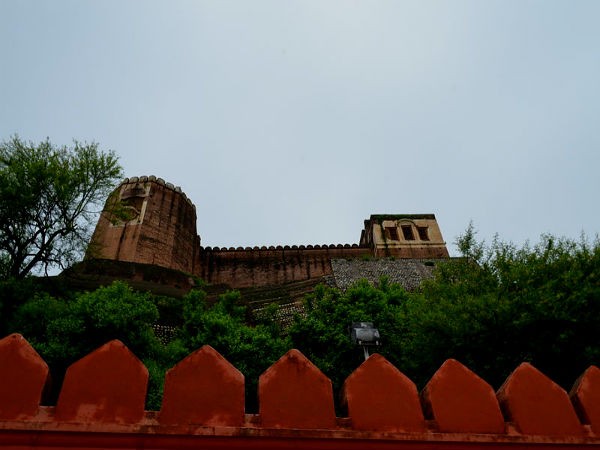 अख्नुर किला