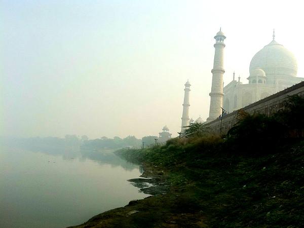 छुपा हुआ ताज