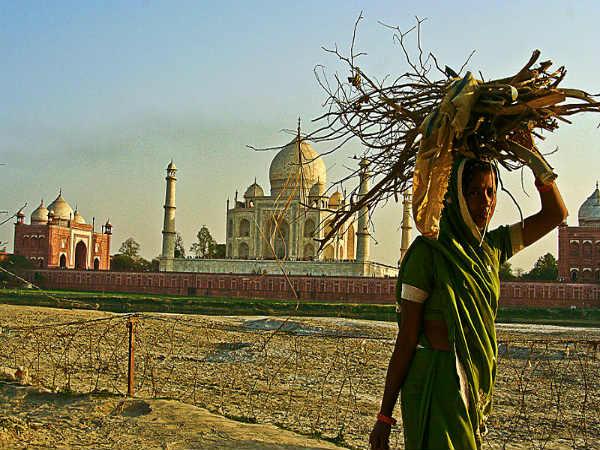 ताजमहल के आस पास का जीवन