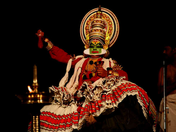 कथकली नृत्य