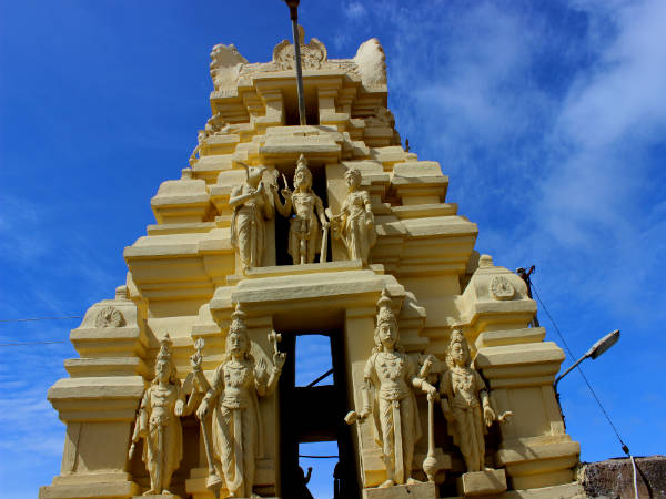 योगा नंदीदेश्वर मंदिर