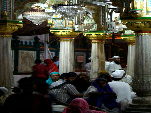 हज़रत निज़ामुद्दीन दरगाह