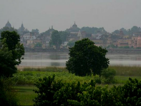 राम जन्मभूमि अयोध्या की चुनिंदा तस्वीरें