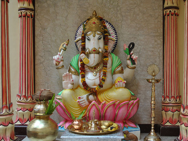 अनेगुड्डे विनायक मंदिर