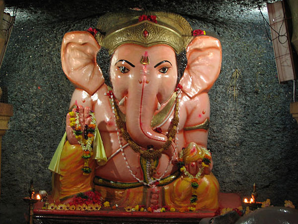 रेड़ी मंदिर