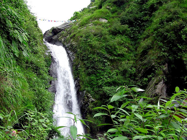 भागसू फॉल्स
