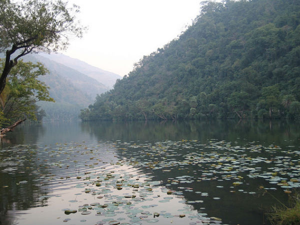 रेणुका झील