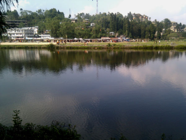 सेनथल झील