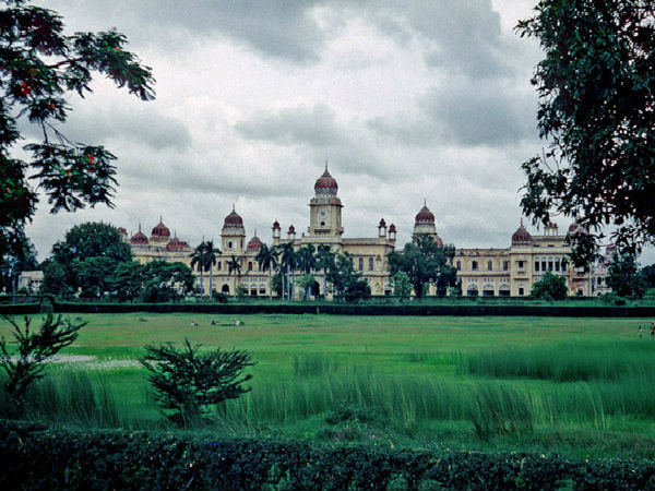 विश्वविधालय