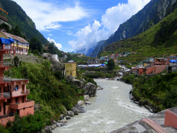 खिरौं घाटी
