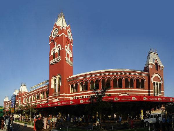 रेल मार्ग द्वारा