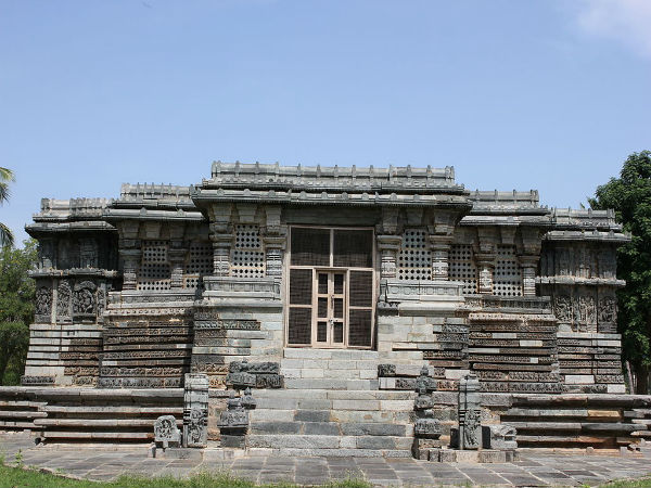 केशव मन्दिर,हालेबिडु