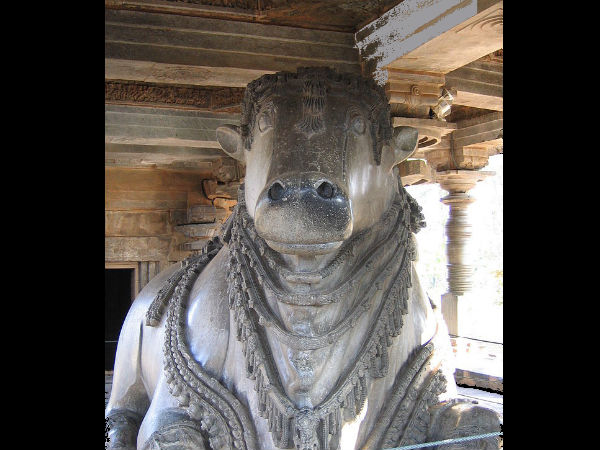 नंदी मन्दिर, हालेबिडु की अद्भुत नक्काशियां