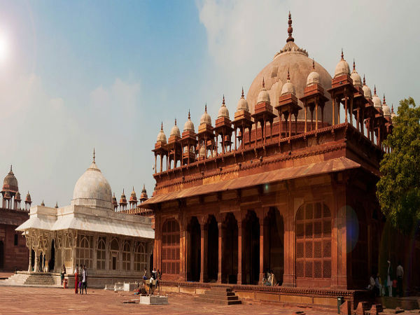 शेख सलीम चिश्ती दरगाह, अजमेर कैसे जाएँ