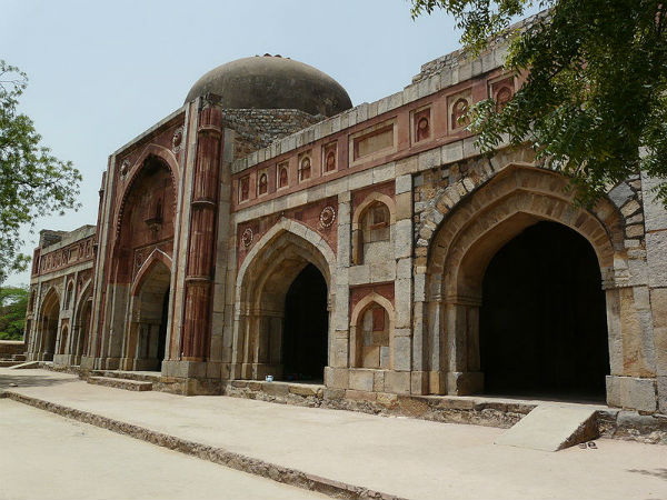 जमाली कमाली मस्जिद, दिल्ली कैसे जाएँ