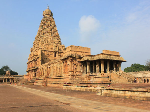 1- बृहदेश्वर मन्दिर