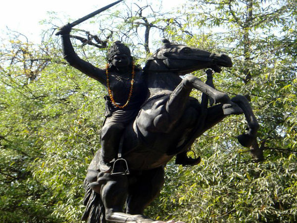 रानी लक्ष्मीबाई का स्मारक