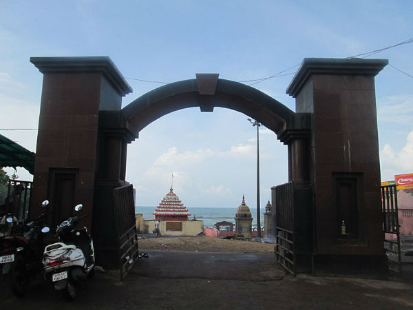 सड़क मार्ग द्वारा