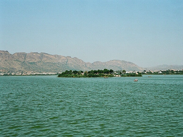 आनासागर झील