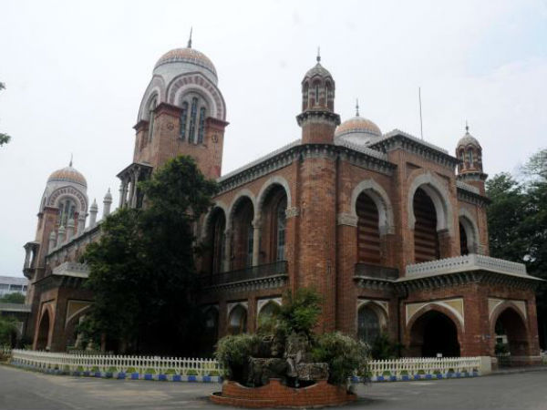 मद्रास यूनिवर्सिटी का सीनेट हाउस