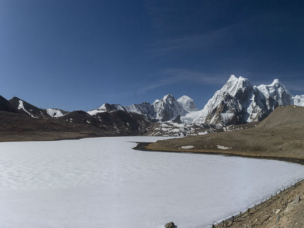 Gurudongmar lake Gurudongmar lake