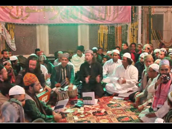 Qawwali Night at Nizamuddin Dargah Qawwali Night at Nizamuddin Dargah