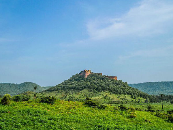 कंकवाड़ी किला