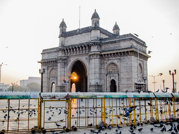 गेटवे ऑफ़ इंडिया का डिज़ाइन