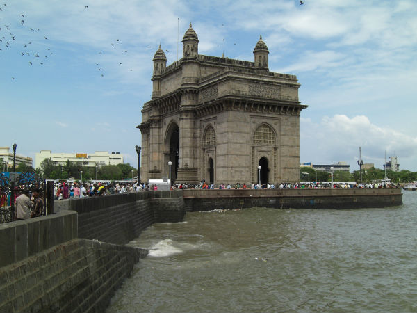 गेटवे ऑफ़ इंडिया की संरचना