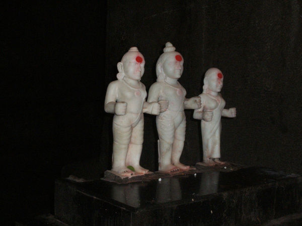 पातालेश्वर मंदिर गुफ़ा