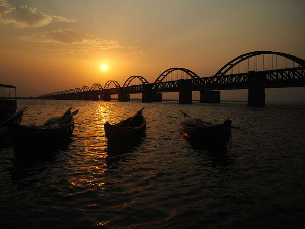 Godavari Bridge Godavari Bridge