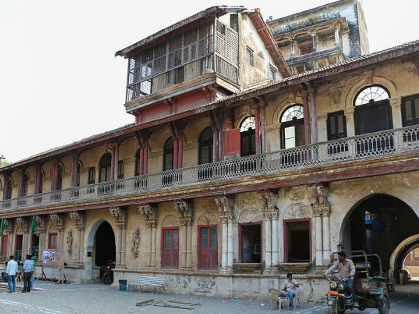 महल की वास्तुकला और विशेषताएं