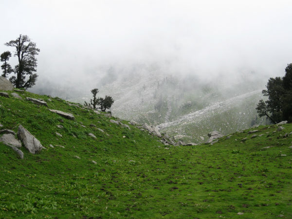 त्रिउंड ट्रेक
