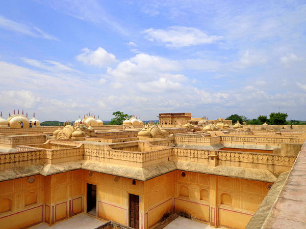 नाहरगढ़ किला