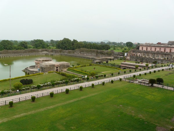 जहाज़ महल