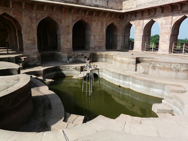 जहाज़ महल