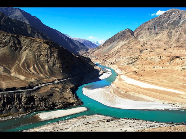 महान नदियां
