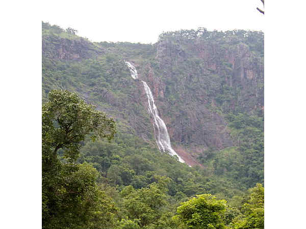 खंडधार वाटरफाल