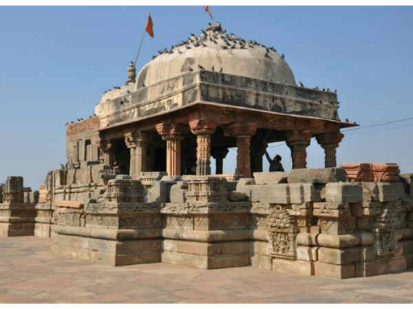 travel guide Chand Baori Step Well in Rajasthan travel guide Chand Baori Step Well in Rajasthan