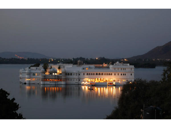 delhi to Udaipur travel guide delhi to Udaipur travel guide