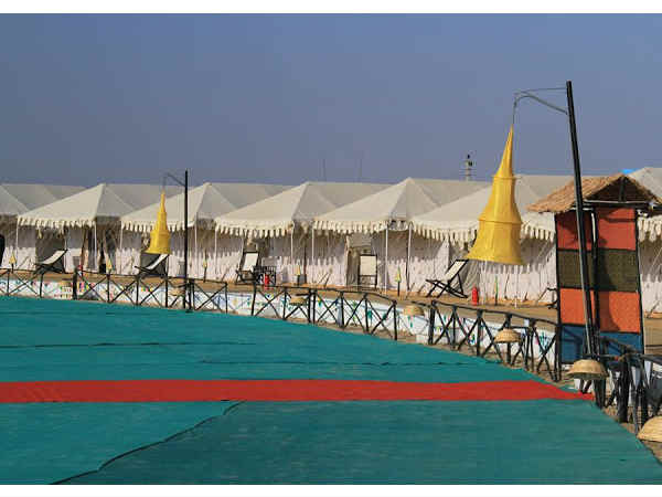 the Kutch Rann Utsav: Full Moon Celebrations in White Sand the Kutch Rann Utsav: Full Moon Celebrations in White Sand